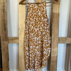 OLD NAVY this strap floral romper size Large